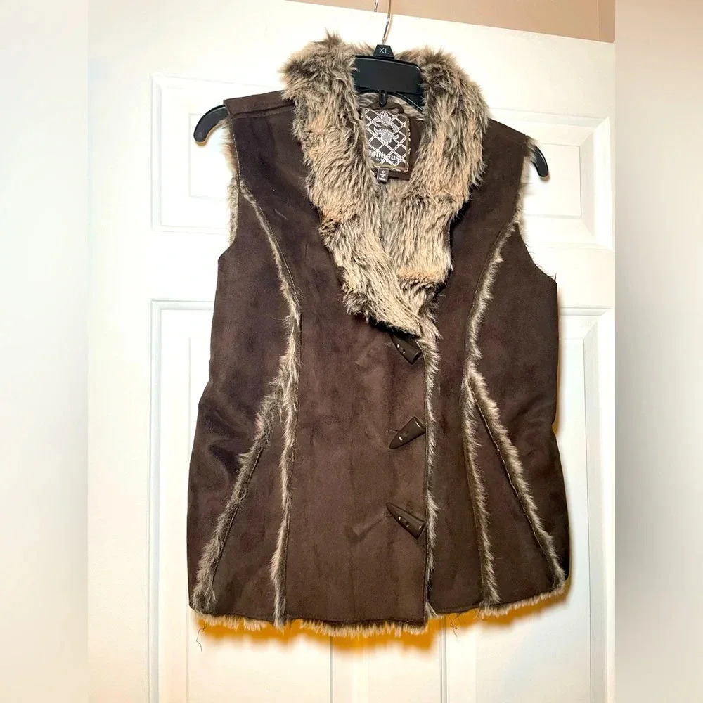 Dollhouse Brown Faux Fur Collar Vest SMALL Soft Toggle Comfy BOHO Y2K Hippie